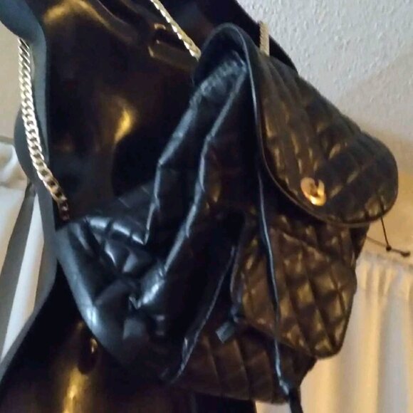 BN Chain Backpack - Picture 1 of 3